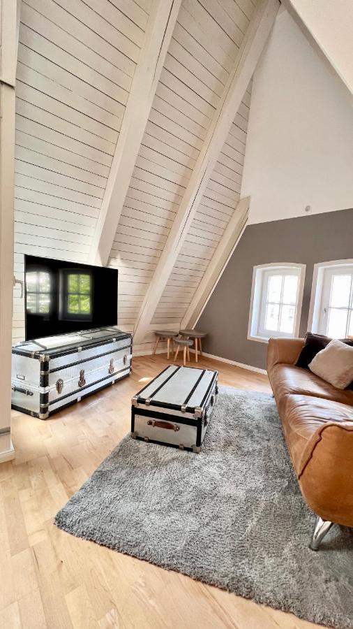 Gemuetliche Maisonettewohnung Mit Dachterrasse Am Schloss Ольденбург Экстерьер фото
