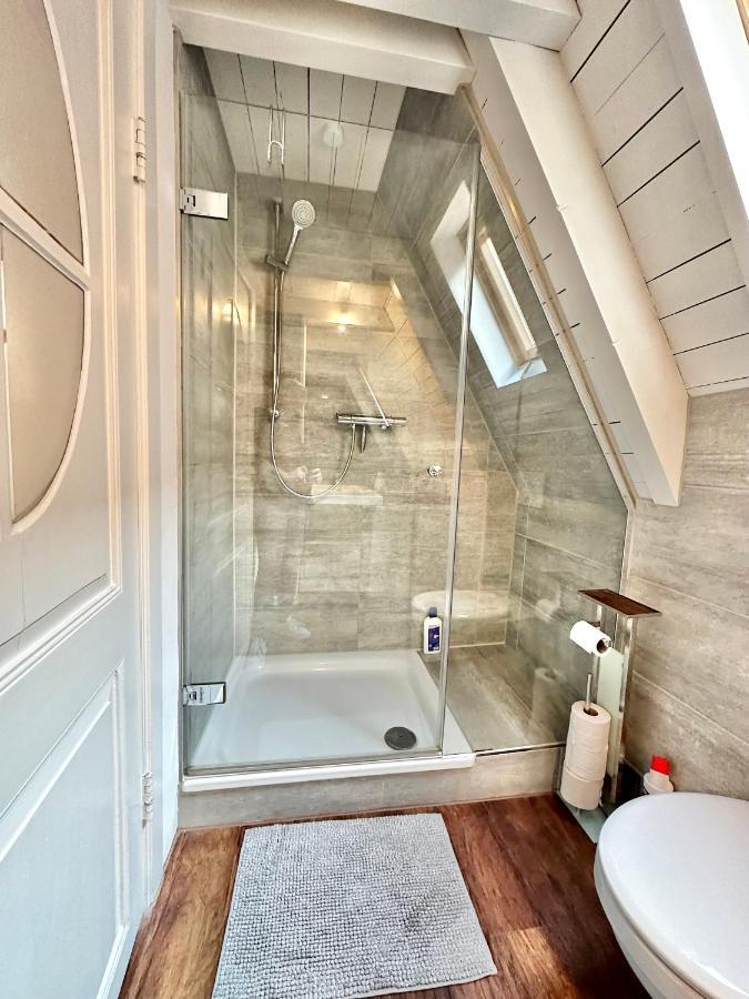 Gemuetliche Maisonettewohnung Mit Dachterrasse Am Schloss Ольденбург Экстерьер фото